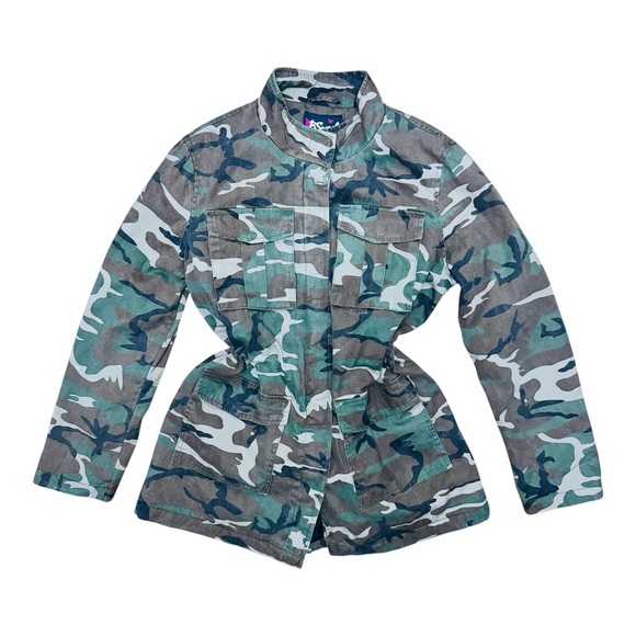 Green Utility Jacket with Fitted Waist and Sturdy Fabric - Picture 1 of 6